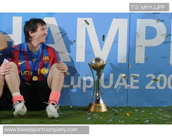 梅西夜访诺坎普引发猜测巴萨未派人参与或因球员临时决定