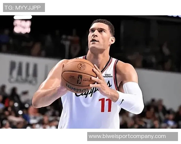 科林斯谈首发角色不在意只看重球队整体表现与贡献