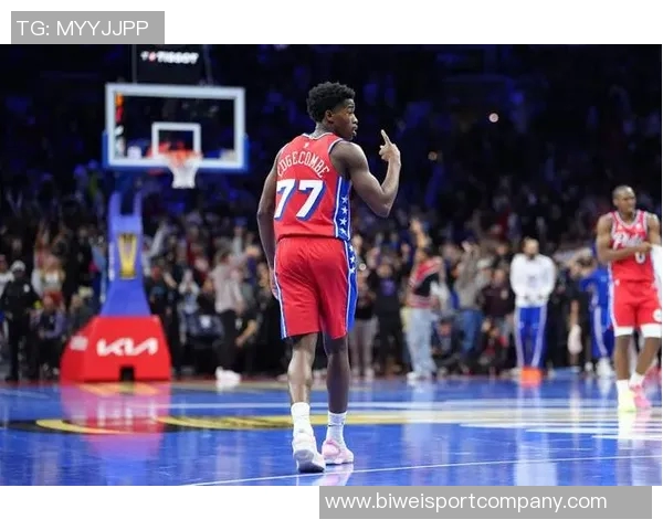 菜鸟落选秀加西亚表现抢眼贡献12分5板6助攻科沃德和埃奇库姆联手助力球队胜利