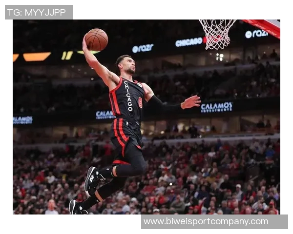 拉文荣膺12月7日NBA最佳球员展现超凡实力引发热议