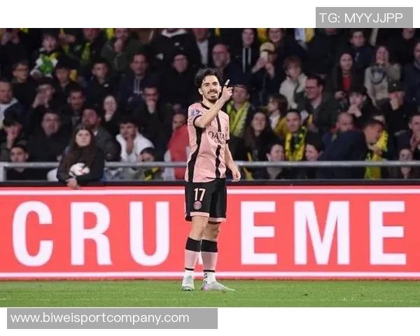 欧冠历史上对阵英格兰球队戴帽的传奇球员盘点大罗梅西维蒂尼亚同样在列 欧冠历史上对阵英格兰球队戴帽的传奇球员盘点大罗梅西维蒂尼亚同样在列